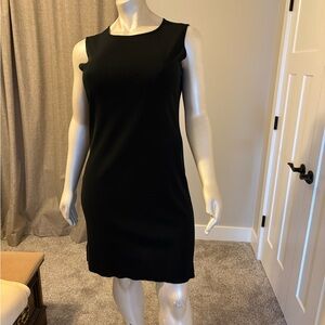 Ming Wang Classic Black Sleeveless Sheath Dress